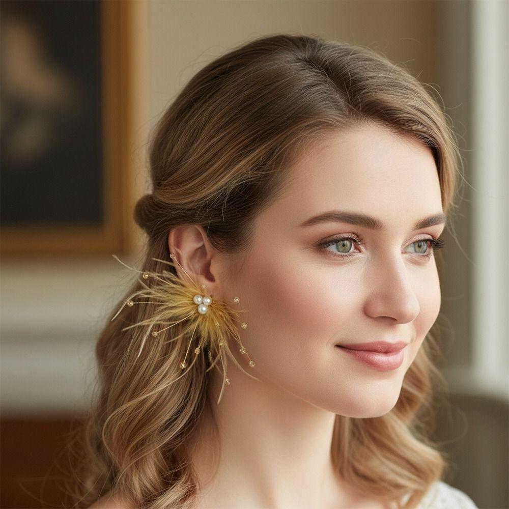 1 pair Fashion Trendy Handcrafted Feather Beaded Earrings Sparkling Exaggerated Bridal Ear Studs Pearl Earrings Holiday Gift