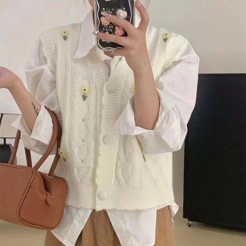 Women's Knitted Vest Spring and Autumn Sweater Tank Top Sweet Style Small Flower Stacking Wear