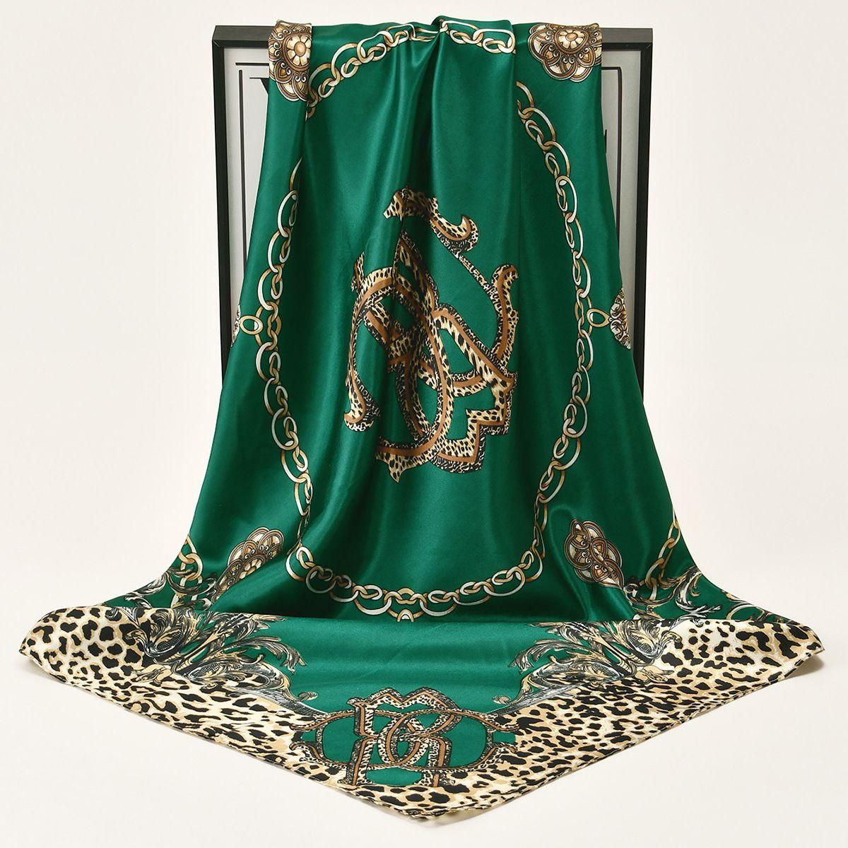 

Новый атласный шелковый шарф-повязка на голову с леопардовым принтом и отделкой цепочками, универсальный и многофункциональный шарф из искусственного шелка, универсальный маленький квадратный шарф 90CM