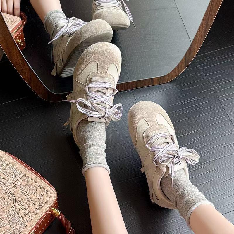 Niche Women's Autumn New Thick-soled Breathable Versatile Little White Shoes Retro Lightweight Casual Board Shoes