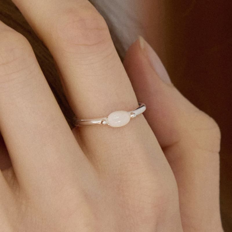 PAIGEFLYNN JEWELRY [925 Silver] Mu Pale Oval Open Ring