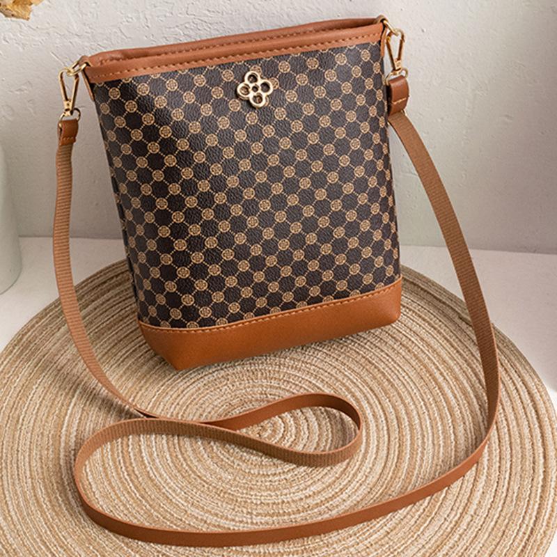 Retro Printing Fashion Bucket Bag Single Shoulder Crossbody Women's Bag Niche Design Large Capacity