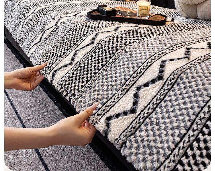 Anti Cat Scratch Autumn And Winter Sofa Cushion Thickened Fixed Non Slip One-Piece Sofa Cover Cloth Simple And Comfortable
