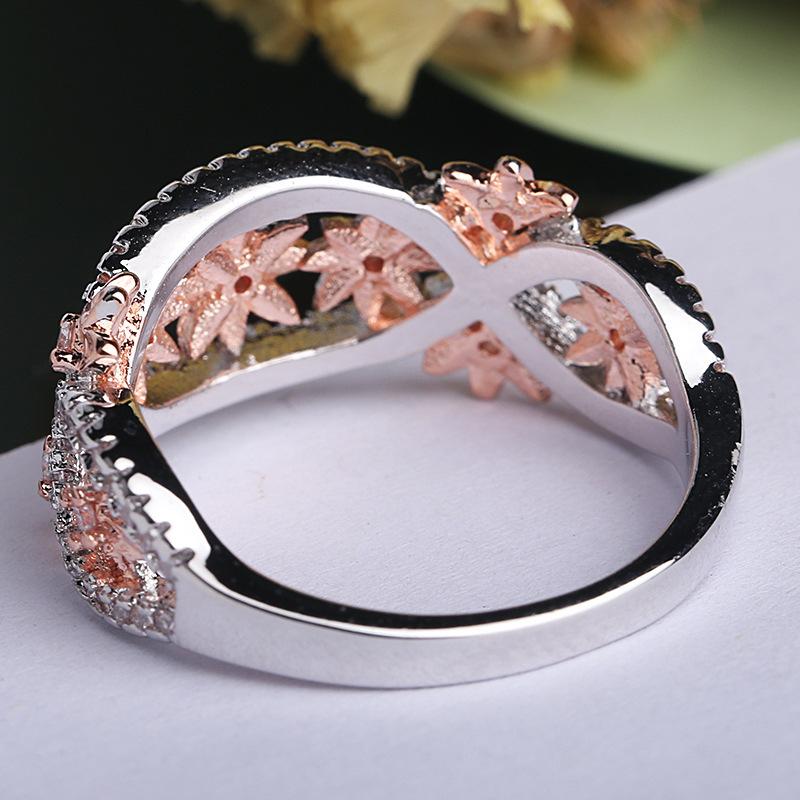 Color Separation Micro-Set Ring For Women, 18K Rose Gold-Plated Flower-Set Diamond Ring