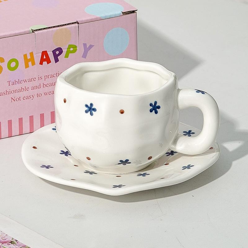 Creative Cute Flower Ceramic Coffee Mug Simple Couple Mug Exquisite Afternoon Tea Dessert Cup Office Mug Birthday Gift Art Decor