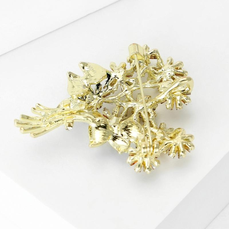 Elegant Rhinestones Daisy Flower Brooch for Women and Men Unisex Accessories Lapel Accessory for Everyday Outfits