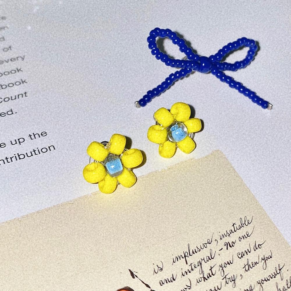 Love Or Not Picnic Yellow Flower Beads Earring