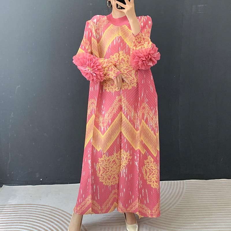 

Pleated Hand-Crank Floral Long Dress, 2025 Winter Collection, Versatile Hot-Selling Women s Clothing. One Size розовый