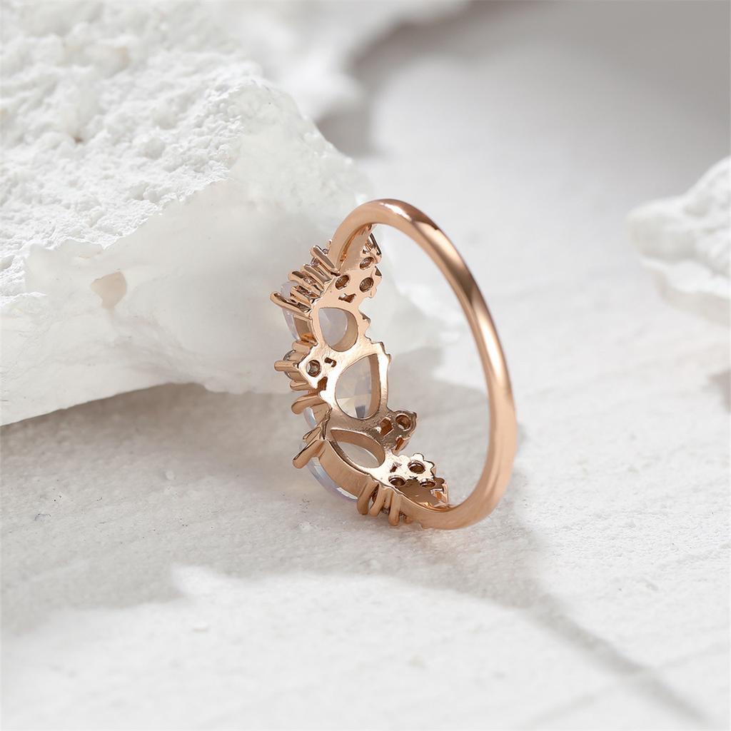 New diamond-encrusted water drop shape ring design simple niche ring ring for girlfriend gift