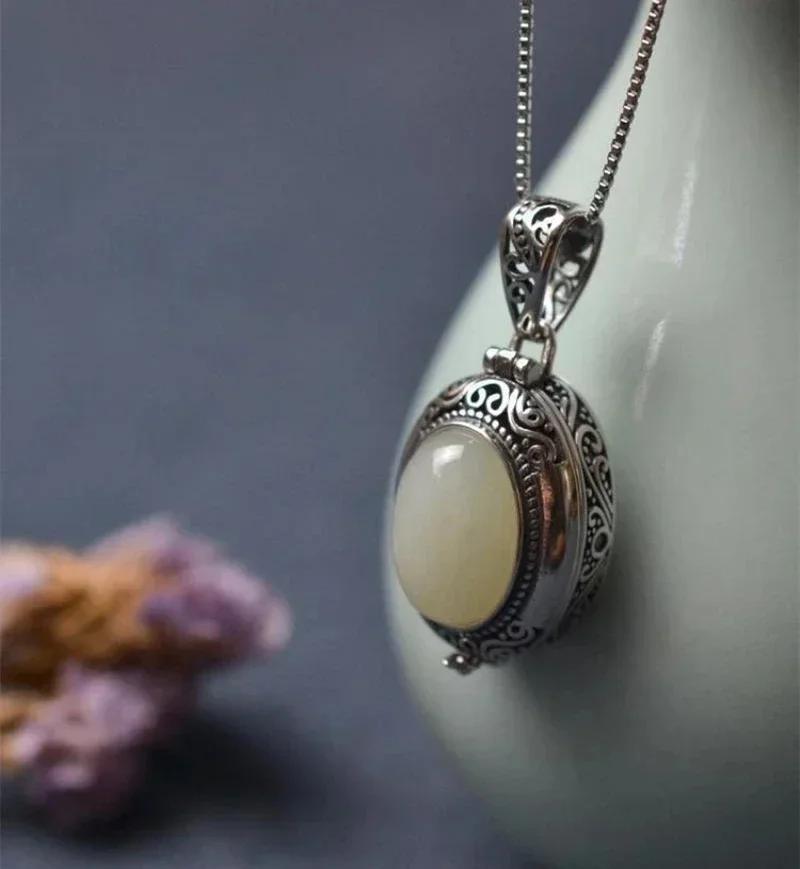 Exquisite Buddhistische Jade-Anhänger-Halskette für Männer und Frauen Religiöse Persönlichkeit Einfaches Amulett Party Kirchenzubehör