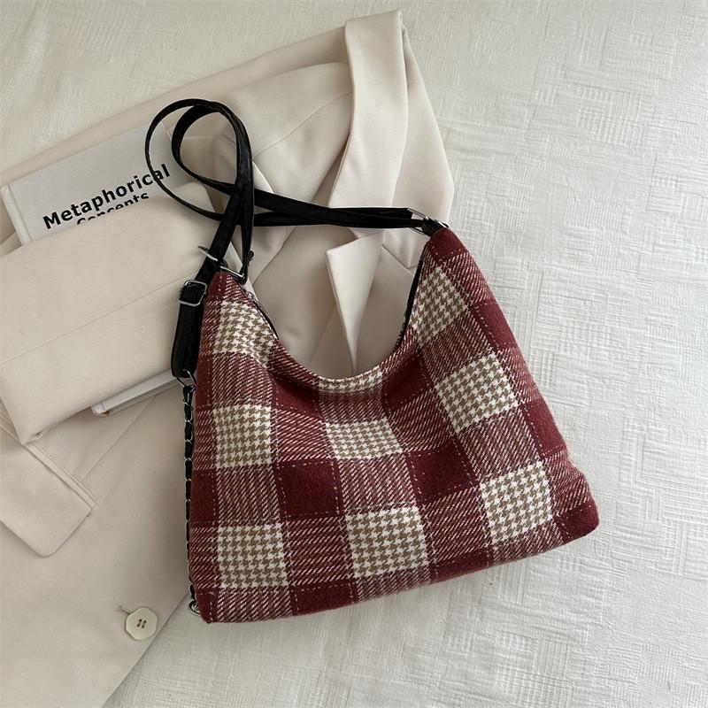 Trendy Large Capacity Plaid Womens Shoulder Tote Bag Perfect For Casual Outings