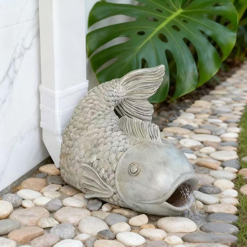 Elegante künstliche Fischstatue mit funktionierender Entwässerung, Fischform, Harz-Rinne für Terrassen und Gartendekoration