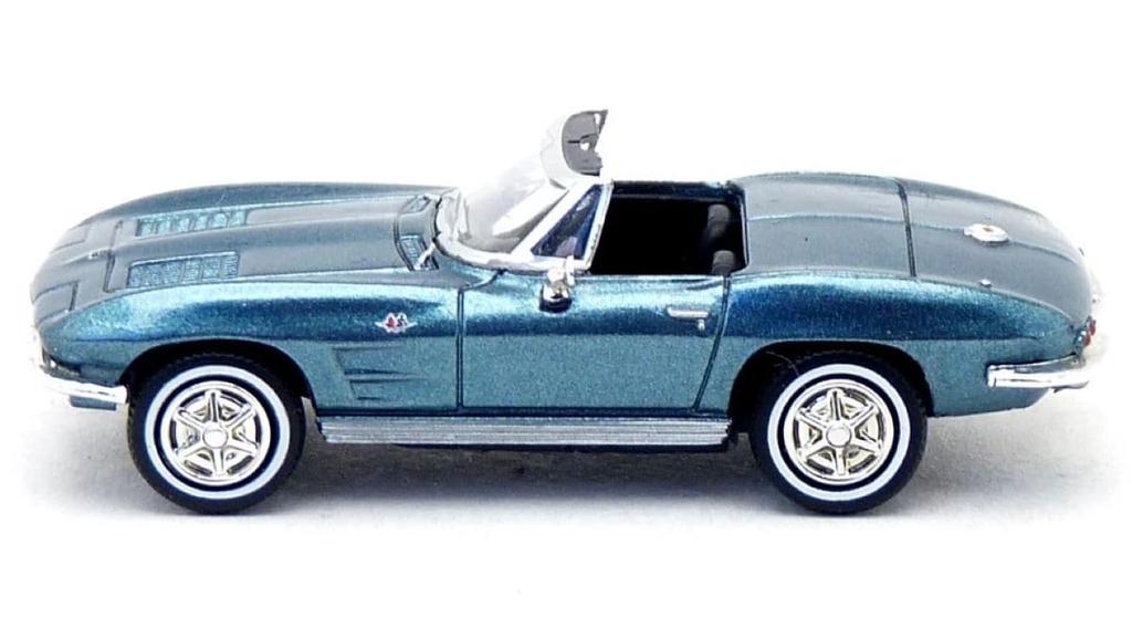 Brekina scale HO scale Chevrolet Corvette C2 Cabriolet 1962 Green 1/87