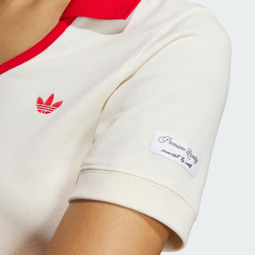 adidas Originals X Sans titre AE23 Polo Court à Col V Contrasté Femme Hauts Blanc cassé IN1082