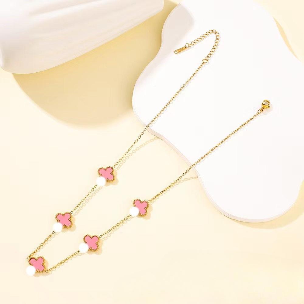 Four-leaf Clover Necklace Five-flower 18K Titanium Steel Fashionable and Versatile Temperament Senior Ladies Clavicle Chain