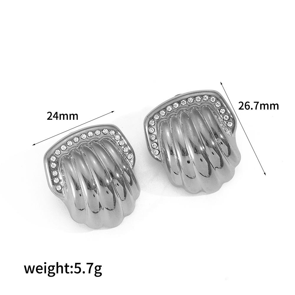 

Shell pattern titanium steel stud earrings with diamonds court stainless steel 18k gold earrings fashion temperament retro women 18K gold