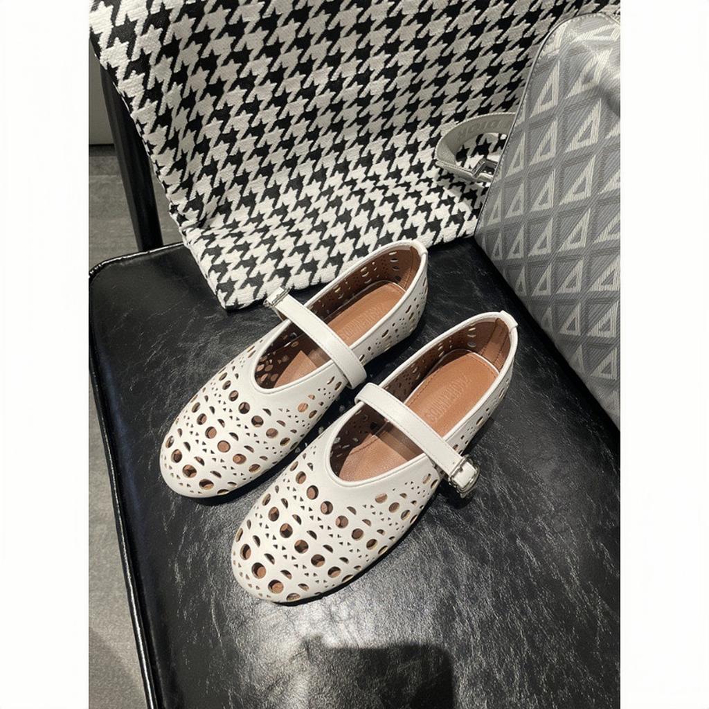 Versione in pelle di pecora~ Scarpe Mary Jane estive in pelle a bocca bassa con cinturino a fibbia a una parola, traforate, punta rotonda, suola piatta, scarpe da ballo da donna