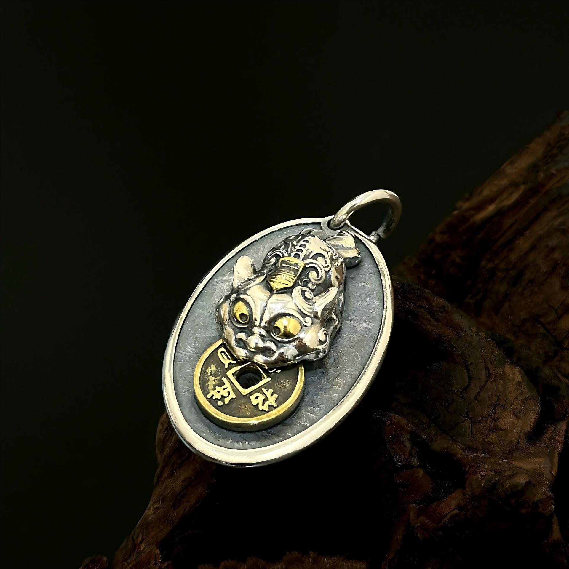 S925 Sterling Silver Pixiu Pendant: Wealth-Attracting, Rotatable Oval Tag with Retro National Tide Design for Men S925 Silver