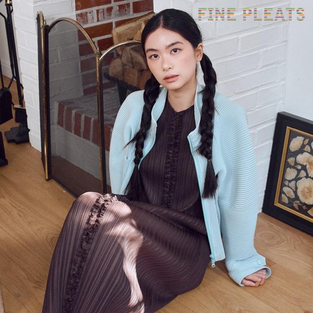 Fine Pleats Zip Up Jumper Sky Blue FREE
