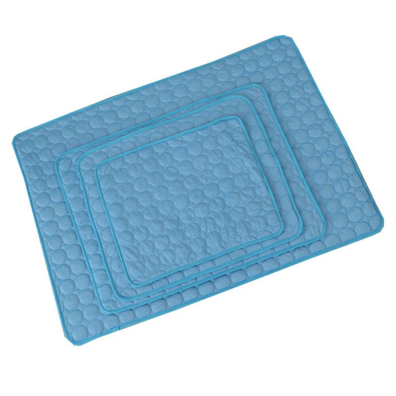 Waterproof Cloth Pet Cooling Mat for Summer Dog Cat Summer Slpeeping
