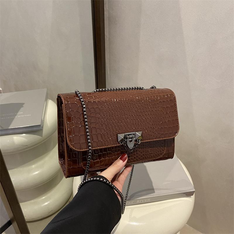 Handbag New Simple 2025 Spring and Summer Retro Messenger Bag Casual Temperament One Shoulder Premium Small Square Bag