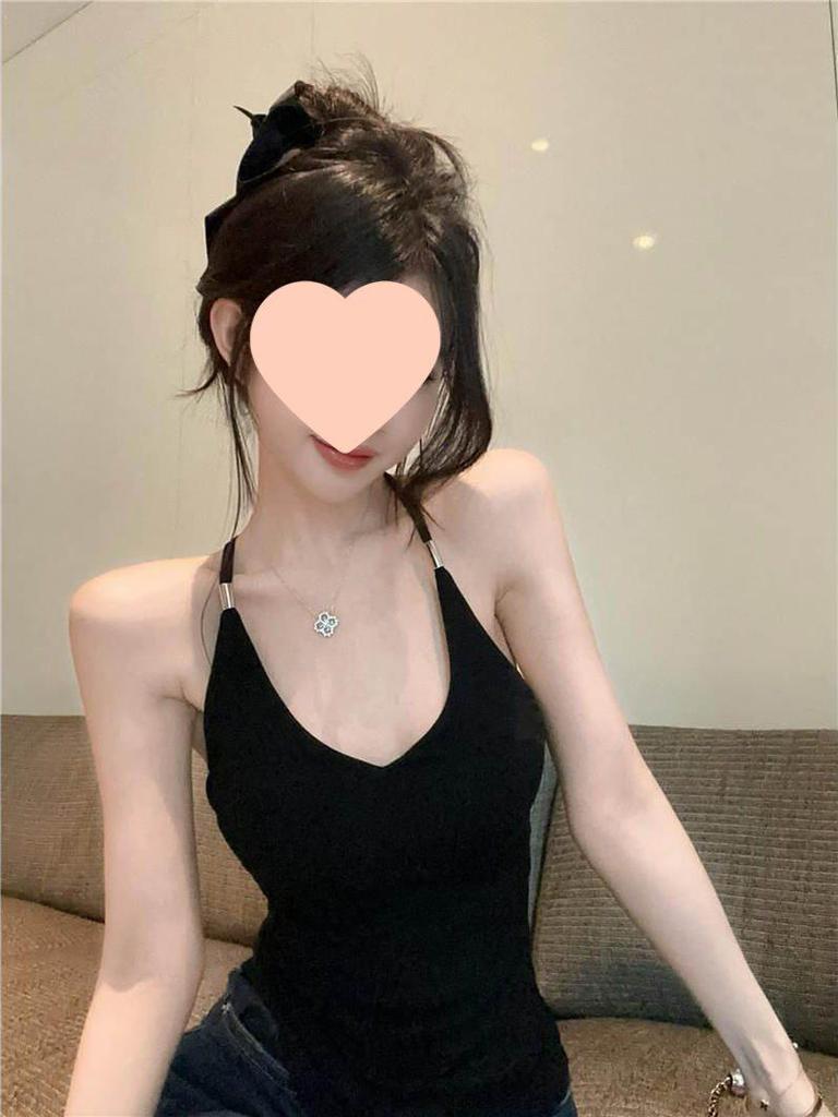 Halter V-Neck Camisole Crop Top with Breast Pads - Women's Spicy Summer Sexy Bandeau Outwear