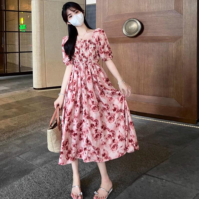 French temperament bubble sleeve floral square neck dress women's summer waist thin gentle wind first love coffee break dress