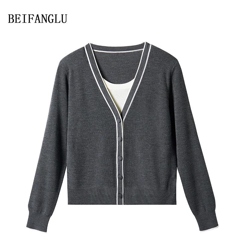 Northern Deer V-Neck French Wool Knitwear - Casual Women's Fashion, Versatile Two-Piece Design