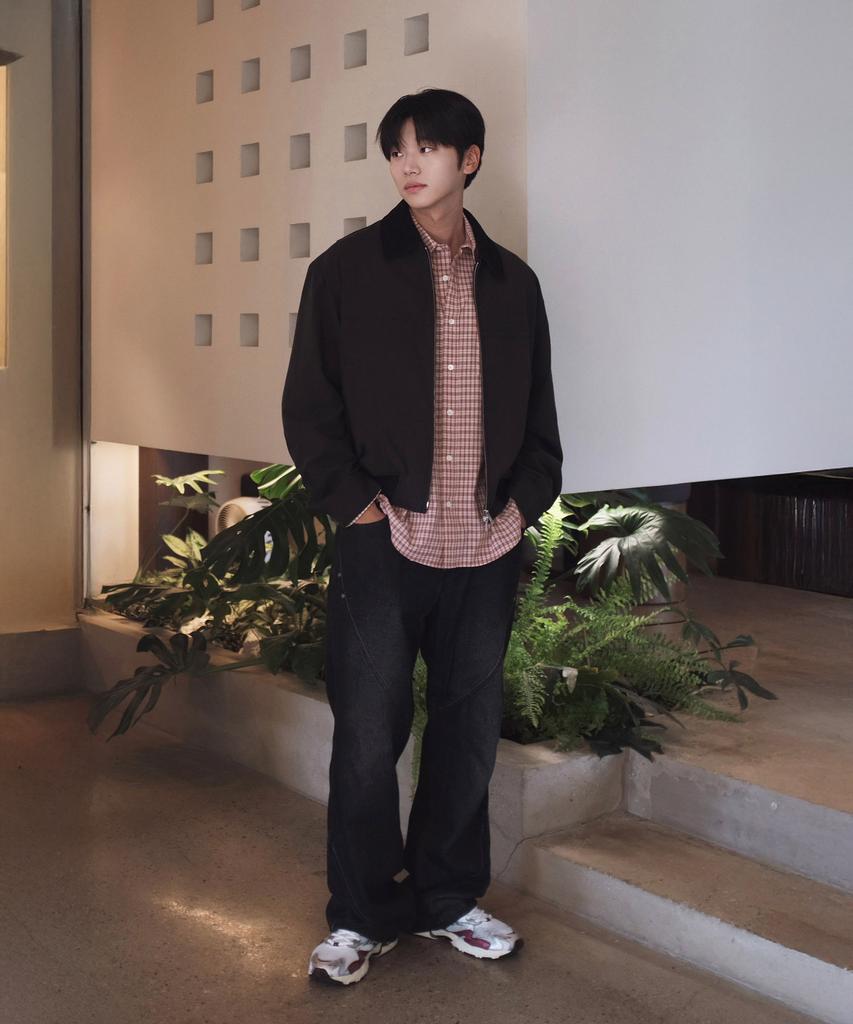 Studio Tomboy [Men] Corduroy Collar Bomber Jumper_Black 9155313132