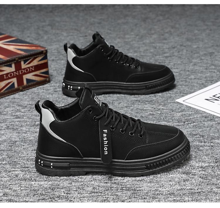 Spring Men's New Breathable and Anti Slip Sports Shoes