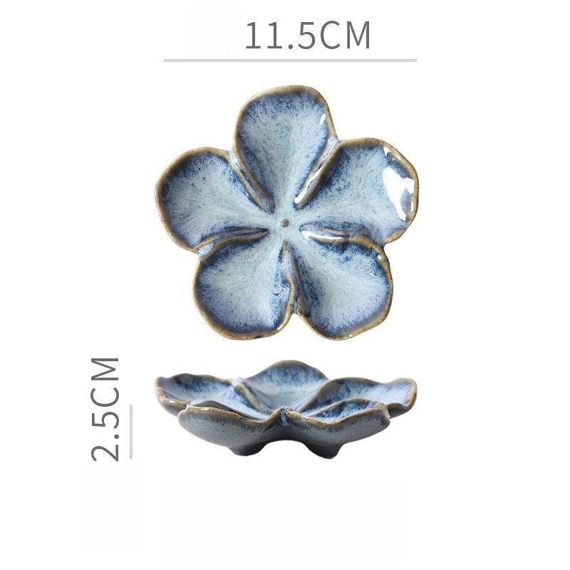 Vintage Ceramic Craft Dish Japanese Flower Shaped Dish Creative Dipping Sauce Dishes Handmade Multicolor Decor Display Tray