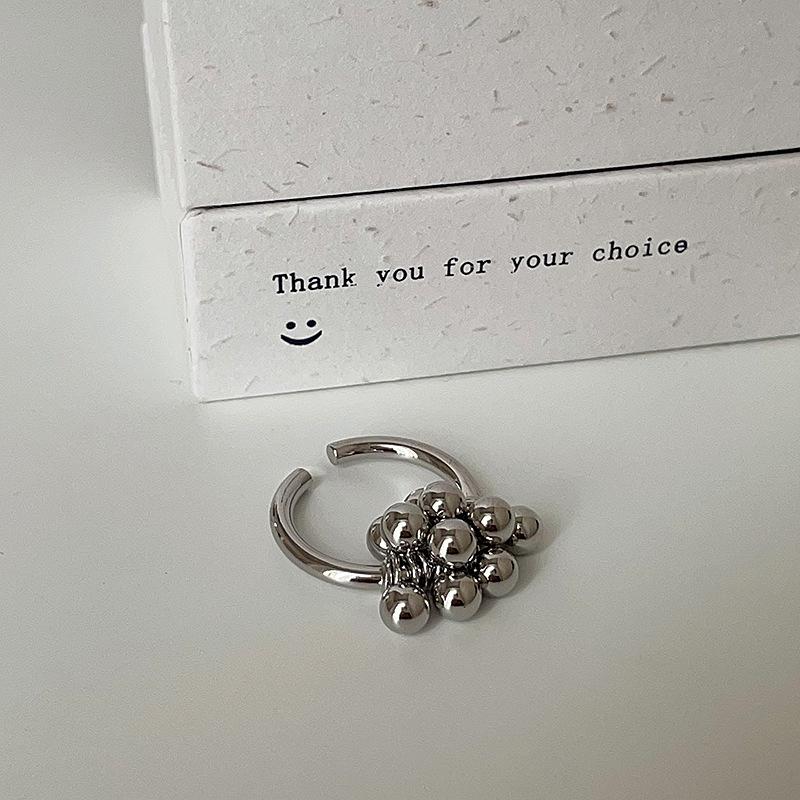 

Дизайнерское чувство виноградной нити металлическое открывающееся кольцо женское холодное ветер простое индивидуальное модное темпераментное универсальное кольцо