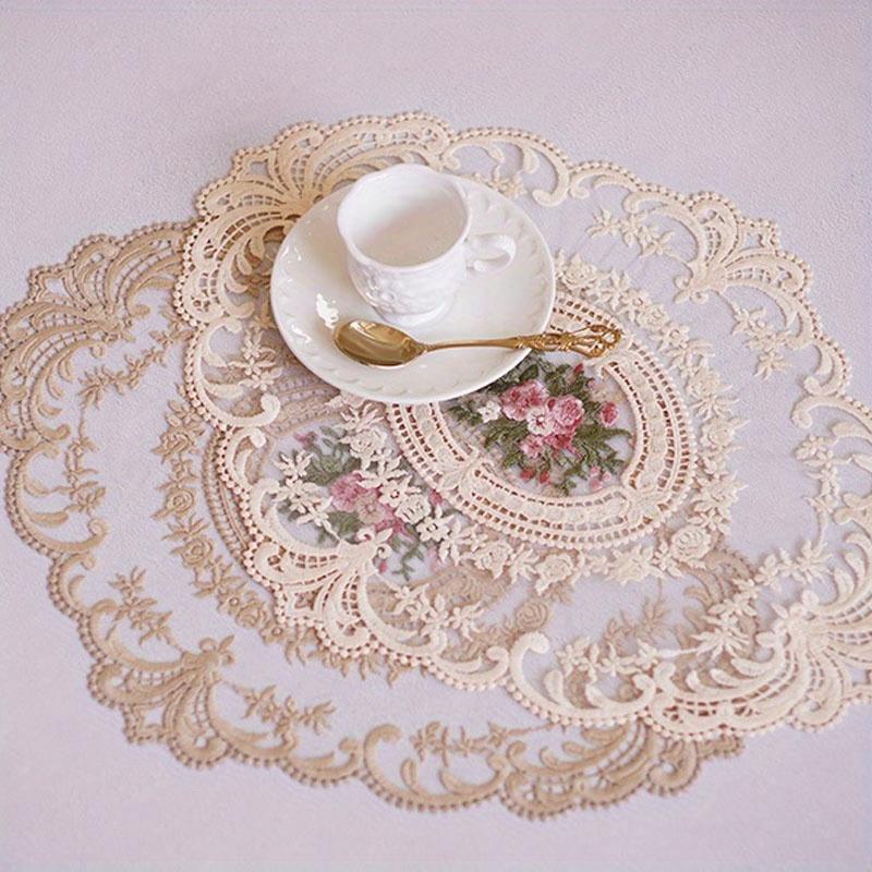 1Pcs Dining Table Embroidery Craft Placemat European Style Lace Insulation Plate Mat Anti-scald Coaster Table Pads