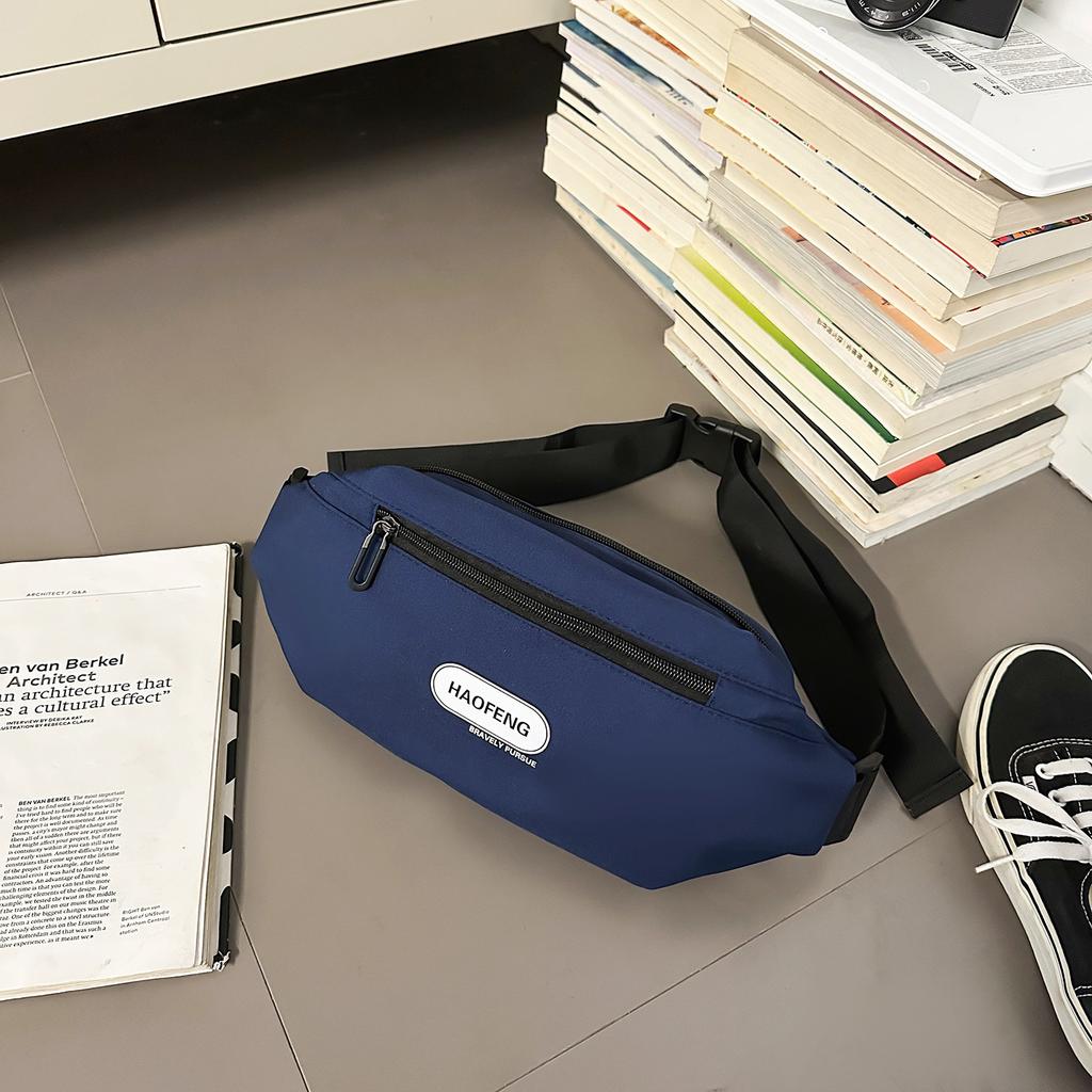 Mobile phone fanny pack trendy brand men's breast bag simple and lightweight shoulder small backpack women's leisure sports messenger bag men