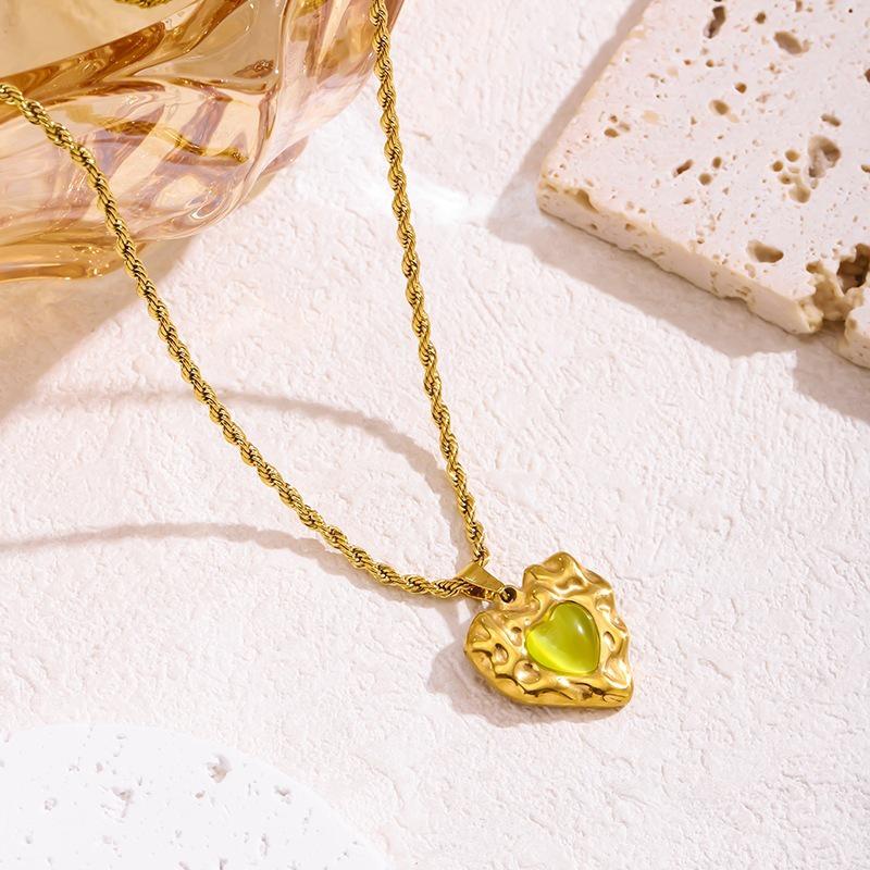 Retro Irregular Heart Pearl Pendant Stainless Steel Women's Necklace