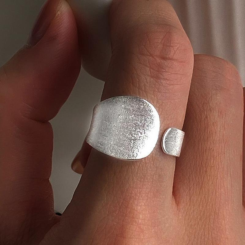 Minimalist Brushed Silver Color Adjustable Ring for Women Irregular Curved Matte Simple Stackable Statement Daily Jewelry