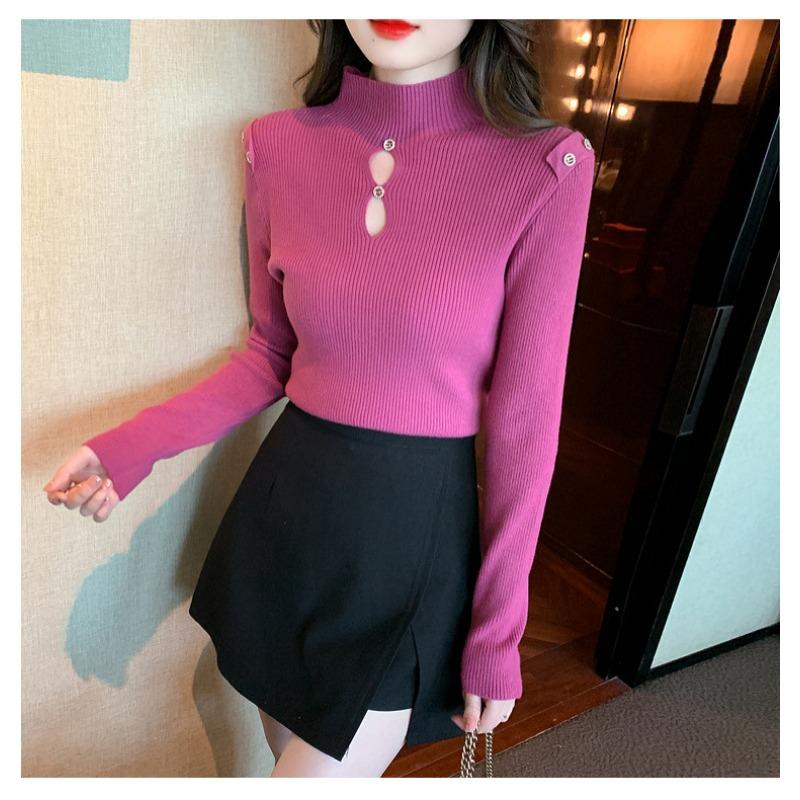 Autumn and Winter Women's Knitwear Half-high Neck Bottoming Shirt Inside The Hollow Beaded Knitwear Long-sleeved Tops