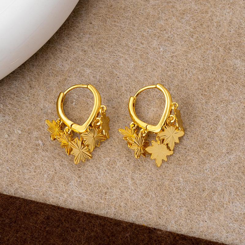 European and American Cold Wind Zircon Twist Ear Buckle Niche Exquisite Winding Design Earrings Retro Light Luxury Fashion Earrings
