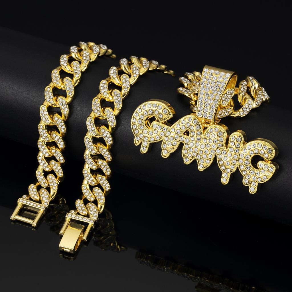 Herren Iced Out Blasenbuchstaben GANG Anhänger Zinklegierung Kristall & Strass Cuban Chain Trendiger Party Streetwear Schmuck