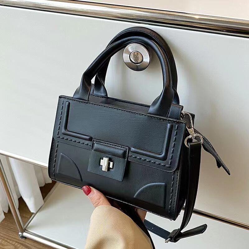 New Shoulder Bags Fashion Women's Handheld Bags Advanced Solid Color Crossbody Bags Leisure Versatile Korean Small Square Bags