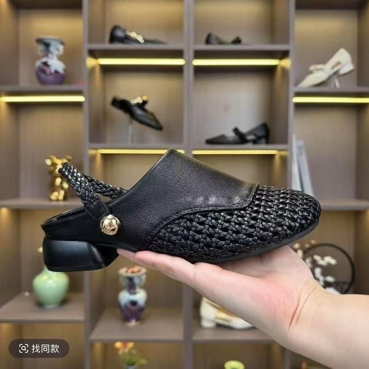 Summer Explosion Round Head Two Wear Thick-soled Retro Bag Head Half Slippers Women's Low Heel Hollow Weaving One Pedal Women's Sandals