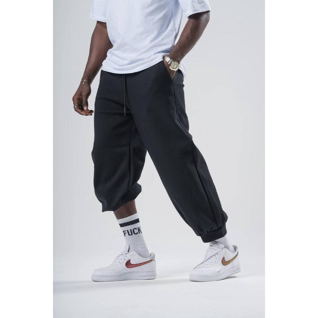 Unisex Shawar With Elastic Waist.