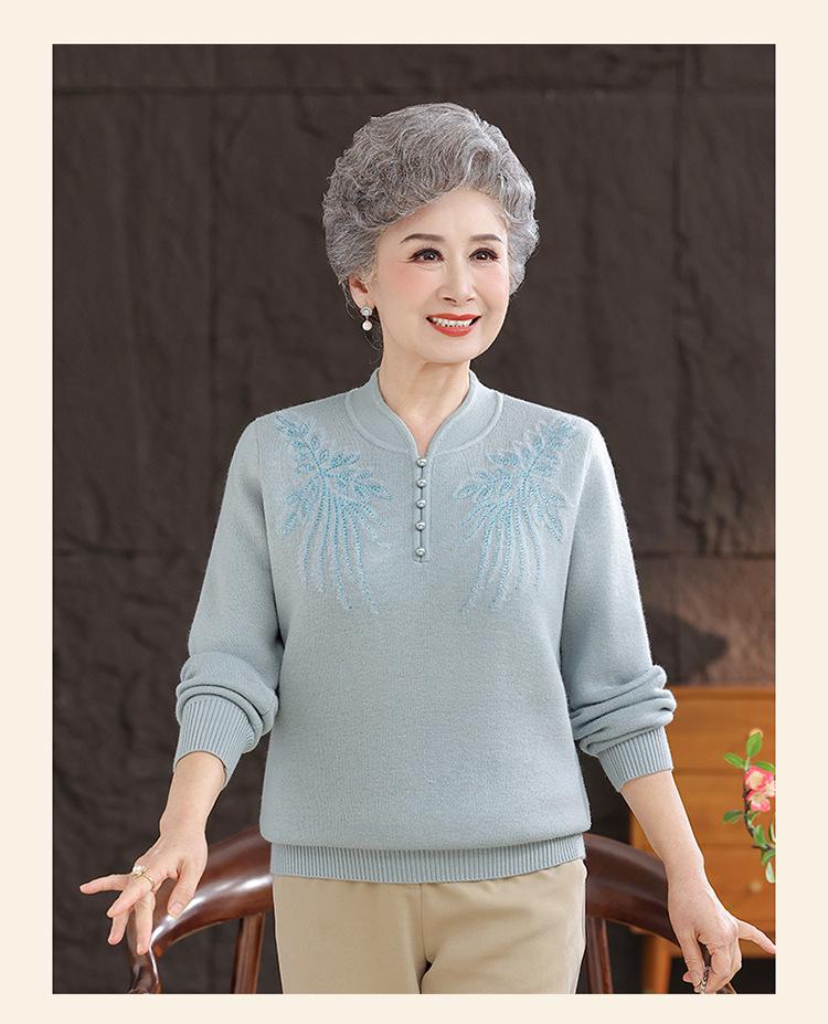 Cozy Winter Sweater for Elderly Women: Velvet-Lined, Half-High Collar, Stylish Base Layer for Autumn.