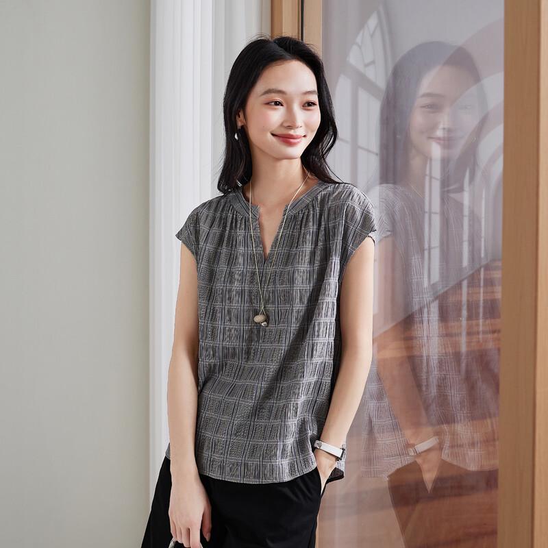 SOFSIL Women s Plaid Sleeveless Shirt S