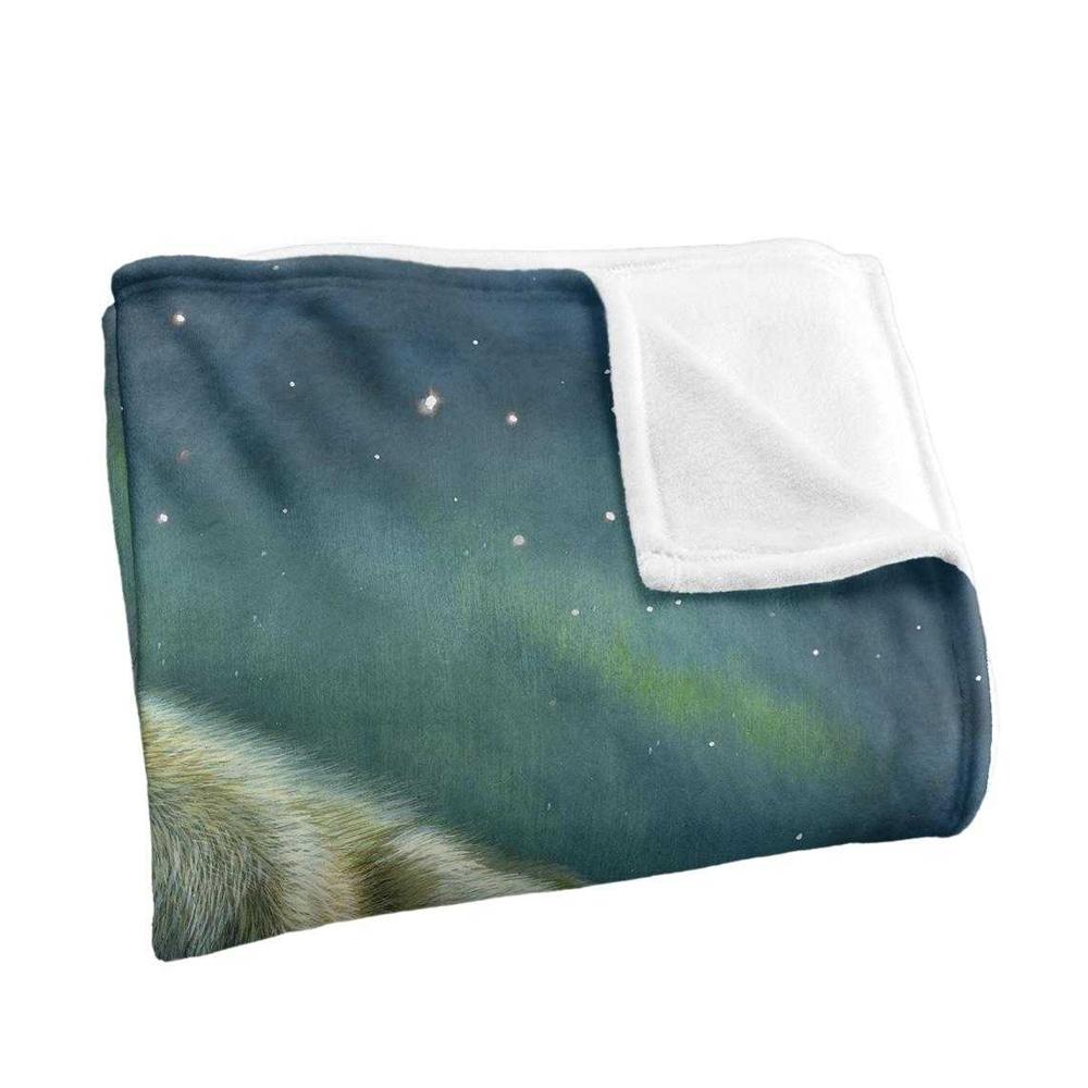 Aurora Silky Howling Wolf Supersoft Blanket