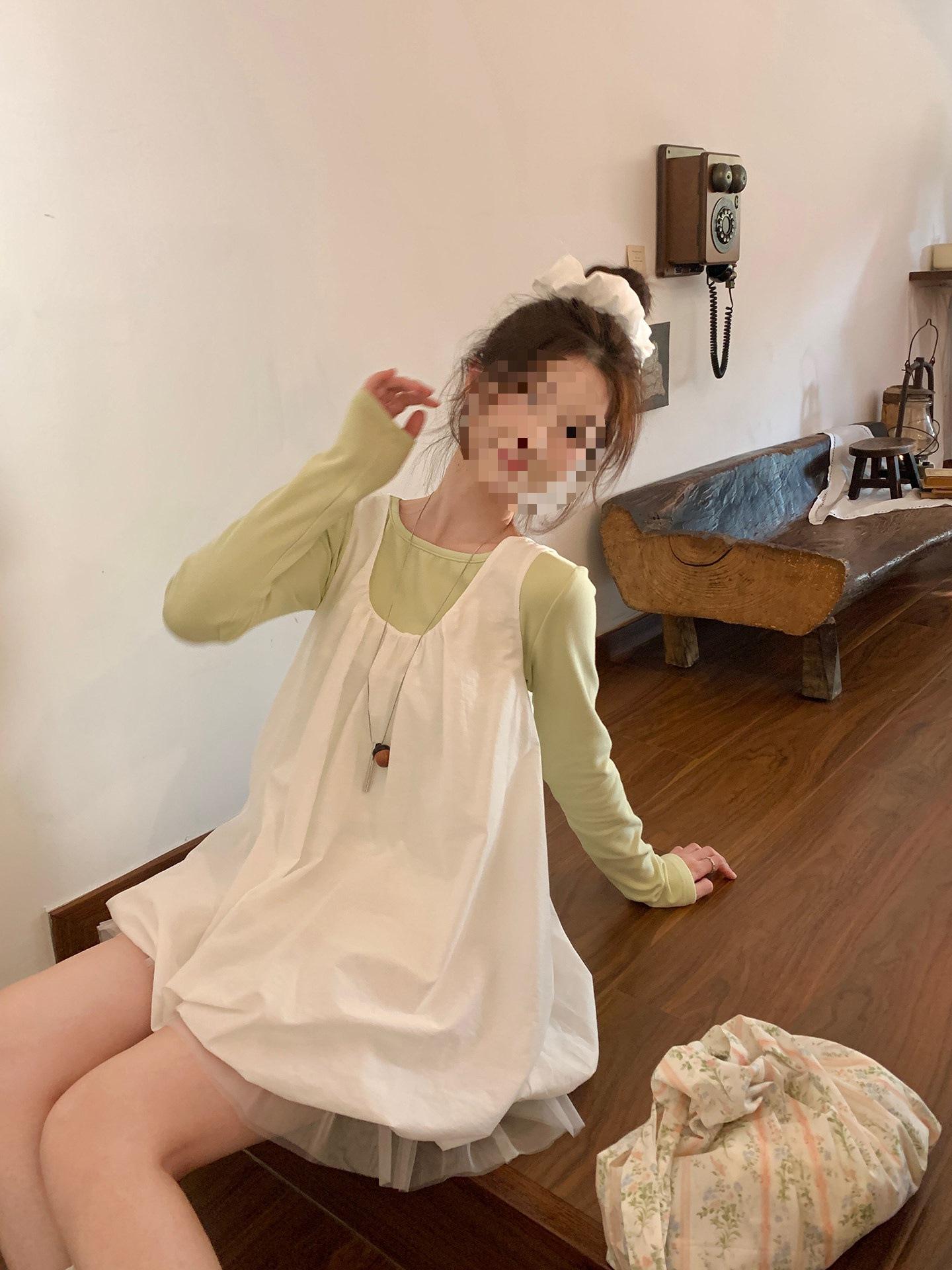 Women s Sweet Sleeveless Ruffle Dress with Patchwork Gauze and Lantern Skirt One size белый