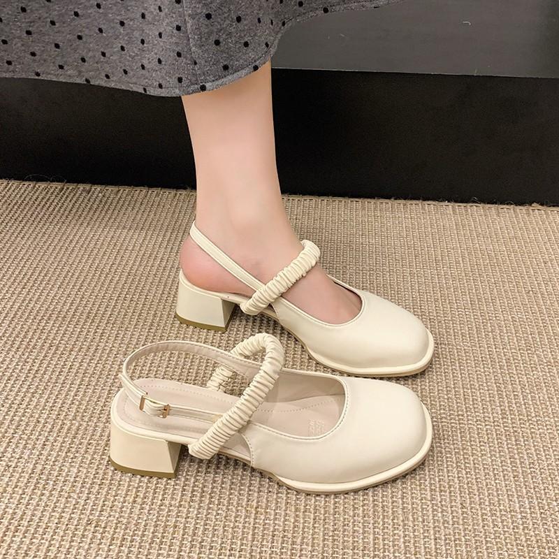 French square head thick heel sandals women's 2025 spring new European and American one-word buckle round head evening retro bag head shoes