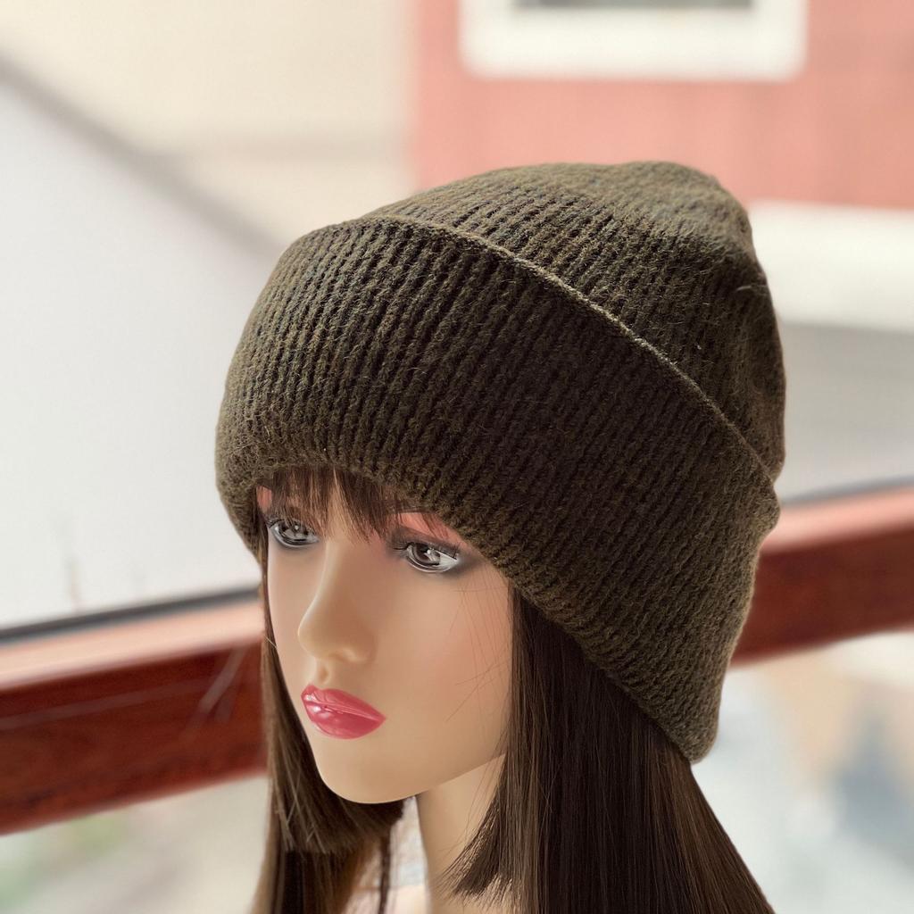 Hat Women's autumn and winter wool hat Japanese cold hat pullover hat Thickened warm knitted hat shows white face