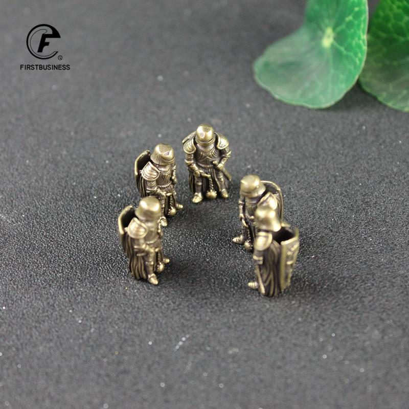 Copper Ancient Empire Warrior Knife Bead Keychain Pendants Vintage Brass Umbrella Rope DIY Hanging Accessories Paracord Jewelry