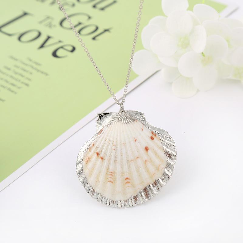 32 Styles Charm Boho Natural Shells Necklaces Scallop Pendant Necklace For Women Gifts Chain Style Alloy Seashell Summer Jewelry